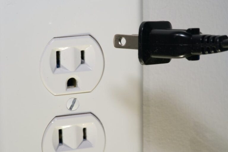 The Importance of Maintaining Your Switches and Outlets